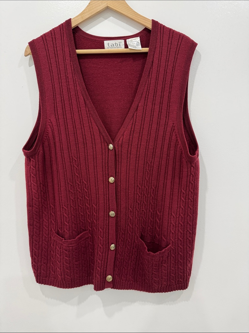 Tabi International 100% Wool Cable Knit Sweater Vest Burgundy XL Vintage